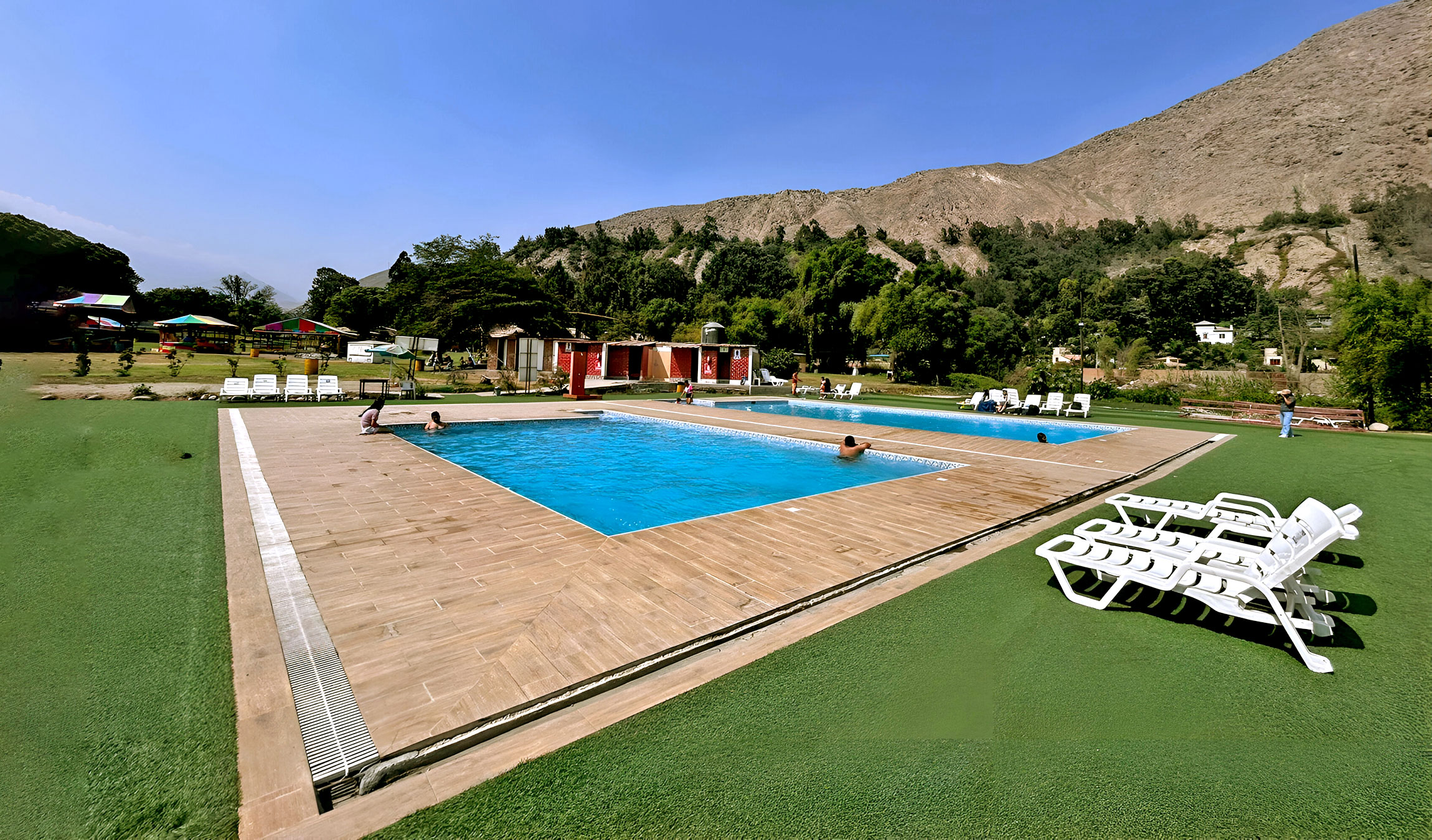 Piscinas para niños y adultos
